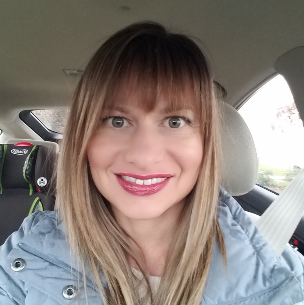 Meet your Posher, Janelle